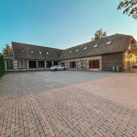 Cozy Room With Kitchen Near The Lake Torva Exterior photo